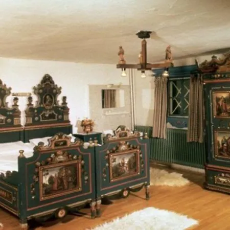 Hotel Limberghof 3*